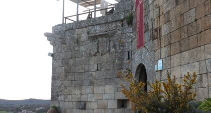Monumento Castelo de Maceda