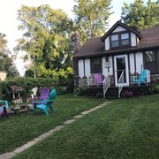 Top 10 Lexington Mi Hotels 70 Hotel Deals On Expedia Lakeview Cottage With Private Community Beach