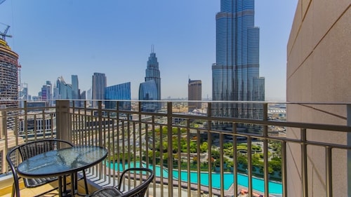 Burj Khalifa Accommodation Au 99 Hotels Near Wotif Hotels Near Burj Khalifa Dhh Standpoint