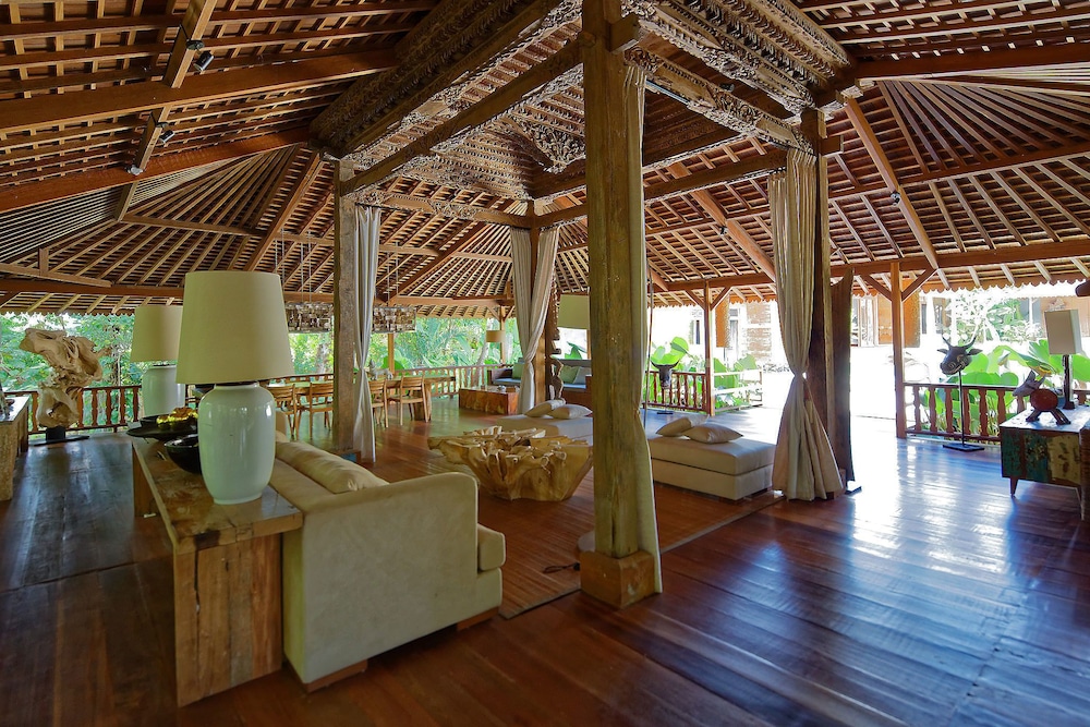 Download Secret River Villa Pics