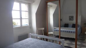1 bedroom, iron/ironing board, WiFi, linens
