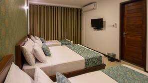 1 bedroom, in-room safe, individually decorated, individually furnished