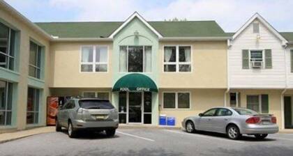 Simplicity Inn Hershey