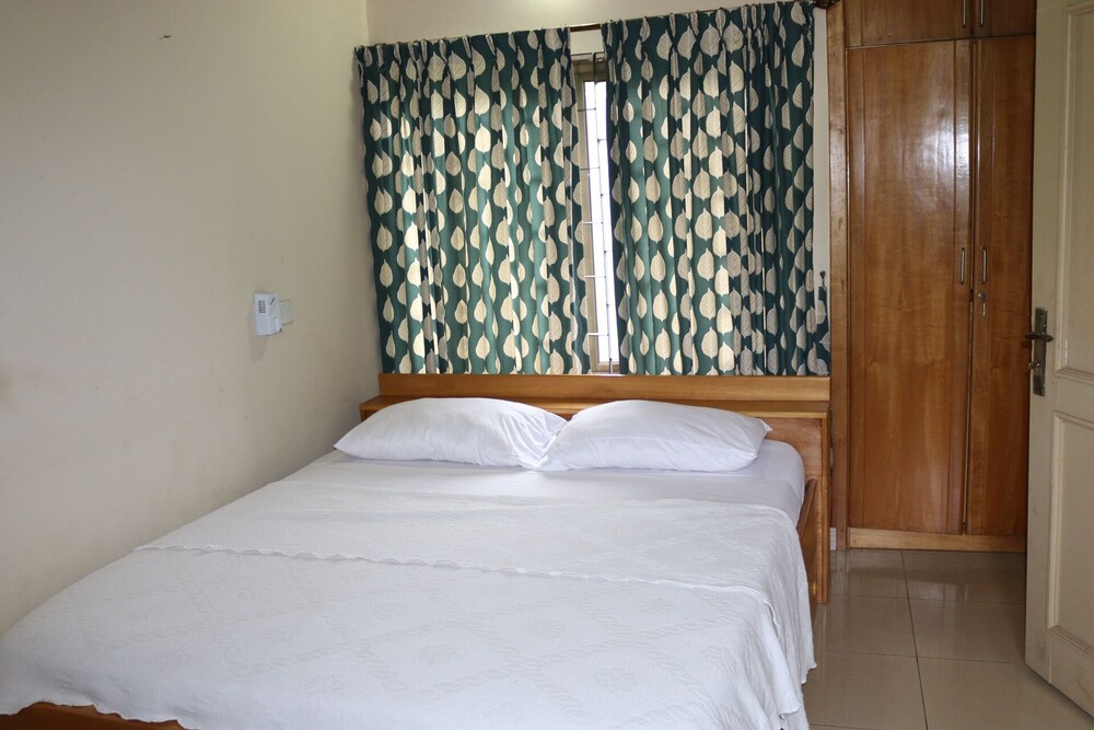 Private Furnished One Bedroom Apartment in Ghana + Free WIFI in Accra