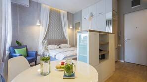 1 chambre, coffre-forts dans les chambres, fer et planche à repasser
