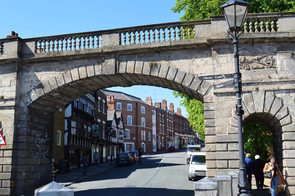 Luxury chapel apartment within Chester city walls, with parking. Deals