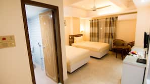 Premium bedding, minibar, in-room safe, desk