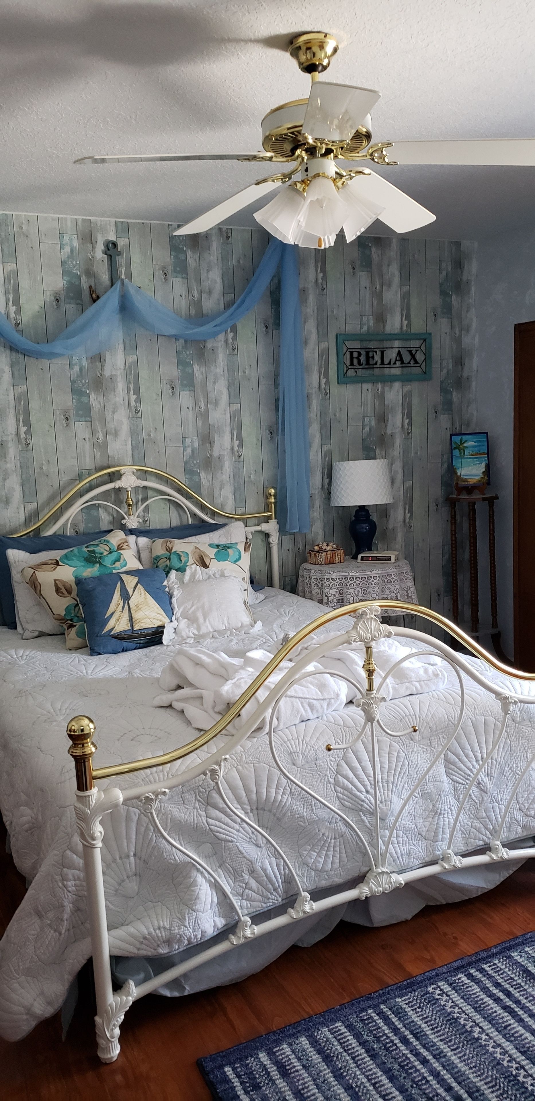 Photo0 Jpg Picture Of The Trophy Room At Old Kinderhook Camdenton Tripadvisor