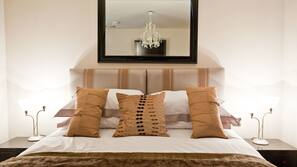 1 bedroom, premium bedding, pillow top beds, desk