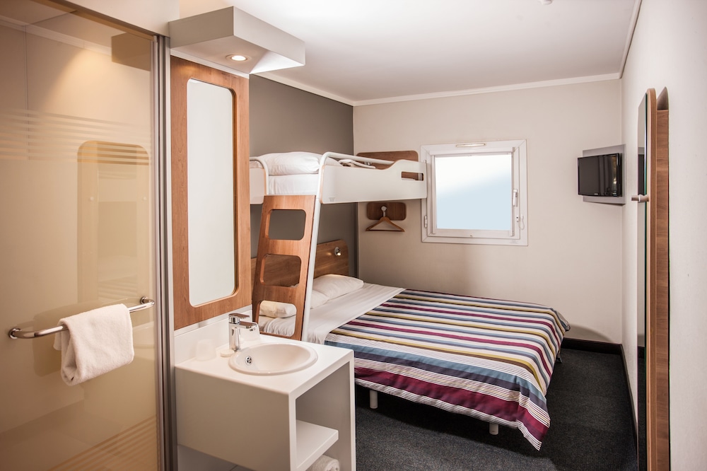 SUN1 Milnerton 2019 Room Prices 38 Deals Reviews Expedia dubai-atlantis-a-tour-of-the-luxury-hotel-suite-that-will-cost-you