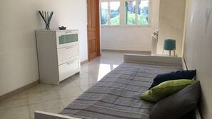 2 Schlafzimmer, Bettwäsche