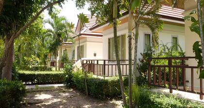 Aana Residence Resort