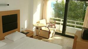 Minibar, in-room safe, desk, free cots/infant beds