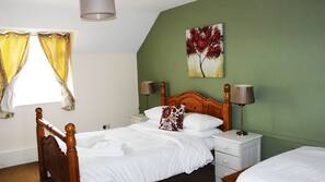 Iron/ironing board