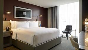 Frette Italian sheets, premium bedding, down duvet, pillow top beds