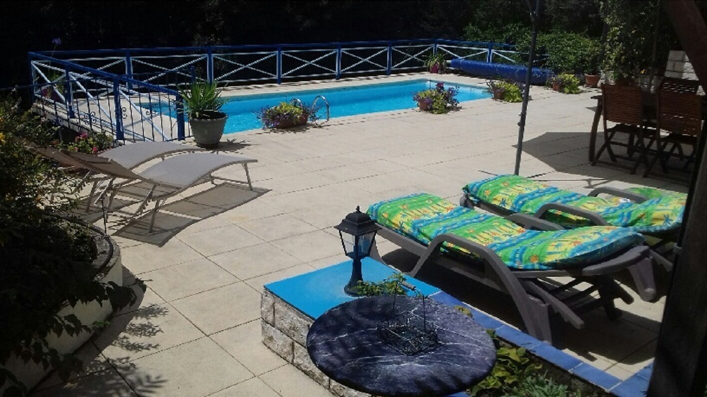 Tasteful Spacious 1 Bedroom Apartment With Private Pool, Balcony and Patios in Couze Et Saint Front, France