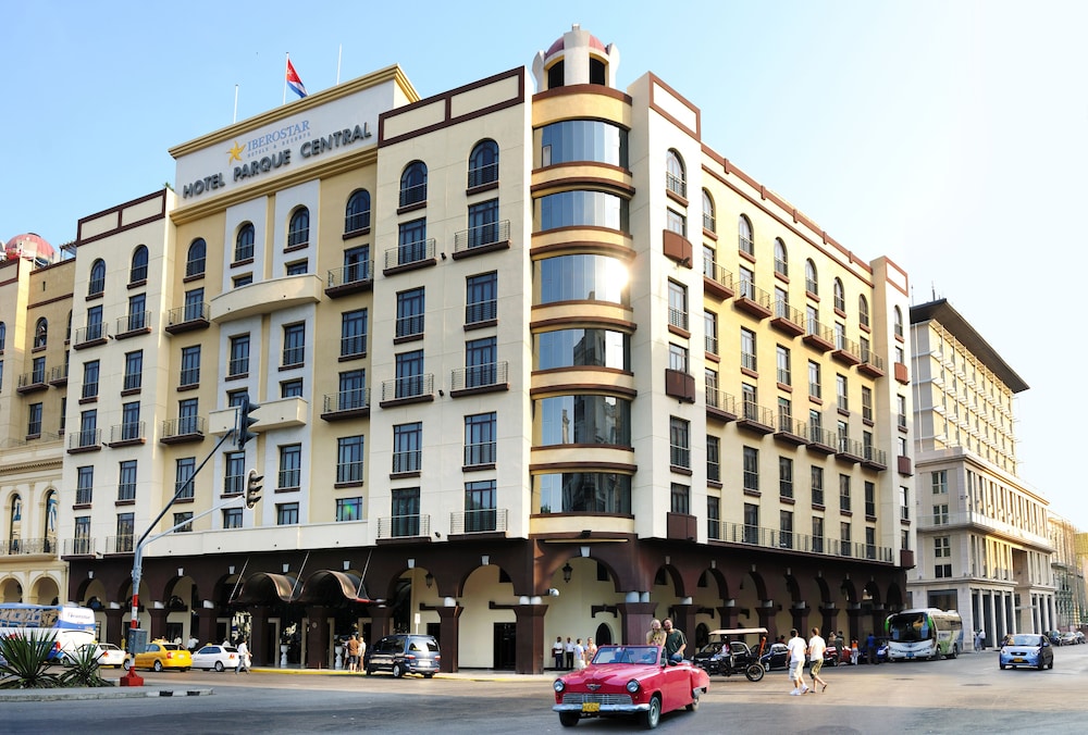 iberostar parque central予約 ハバナ エクスペディア