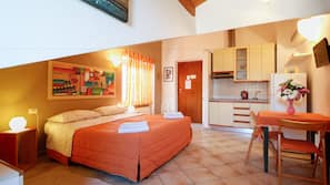 Premium bedding, free WiFi, linens, wheelchair access