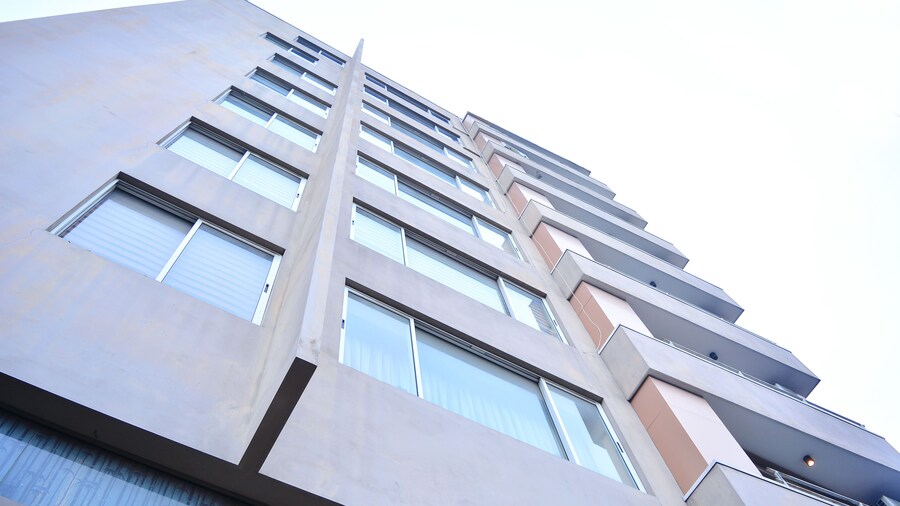 Deluxe 4BR Penthouse By Unique Towers