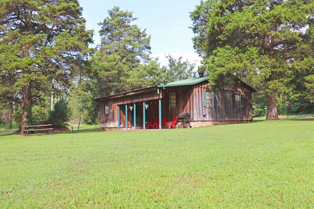 Cozy Greers Ferry Cabin Great For Fishing Golf Boating Much
