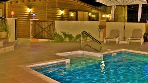 Piscine extérieure