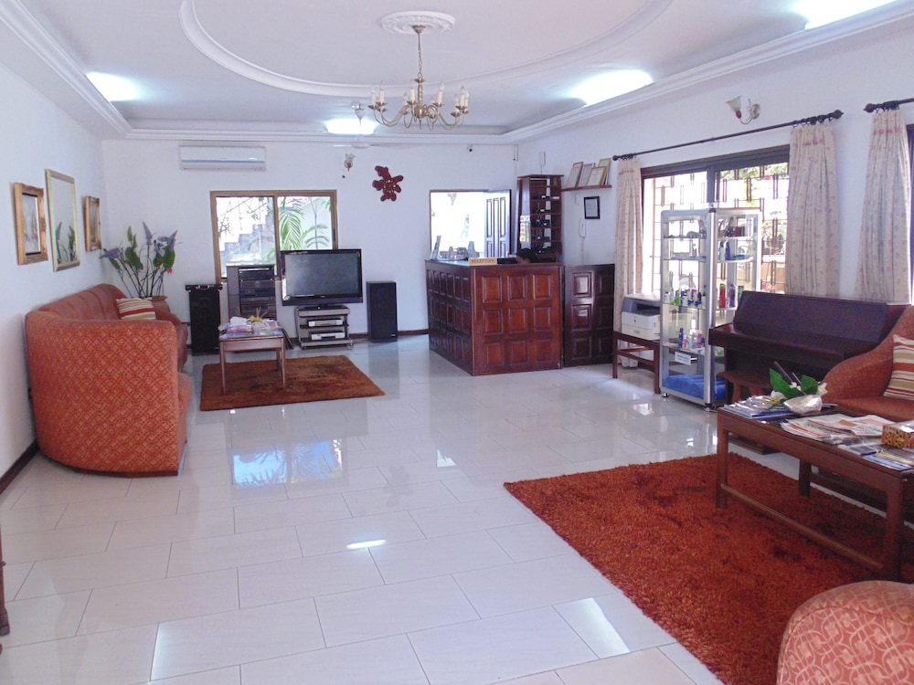Lavender Lodge Hotel 2018 Room Prices From 70 Deals Reviews Street View Featured Image Reception