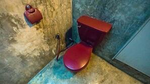 Douche, articles de toilette gratuits