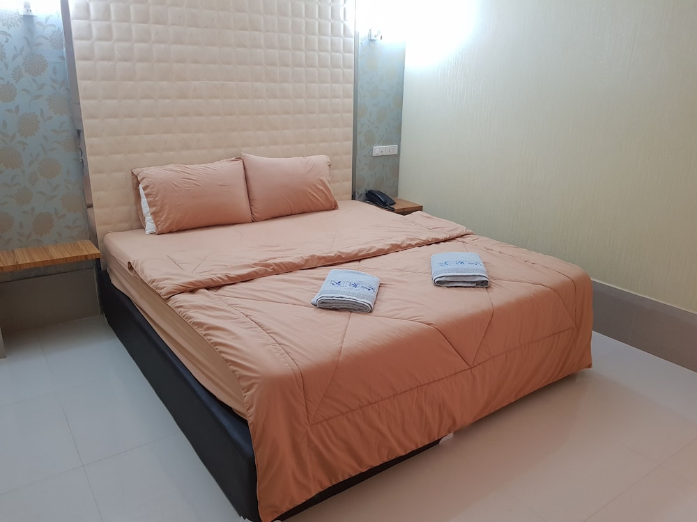Veerakit Grand Hotel Book Directions Navitime Transit - 