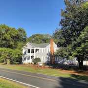 The 10 Best Hotels In Elizabethtown North Carolina For 2019 Expedia The Elizabethtown Inn