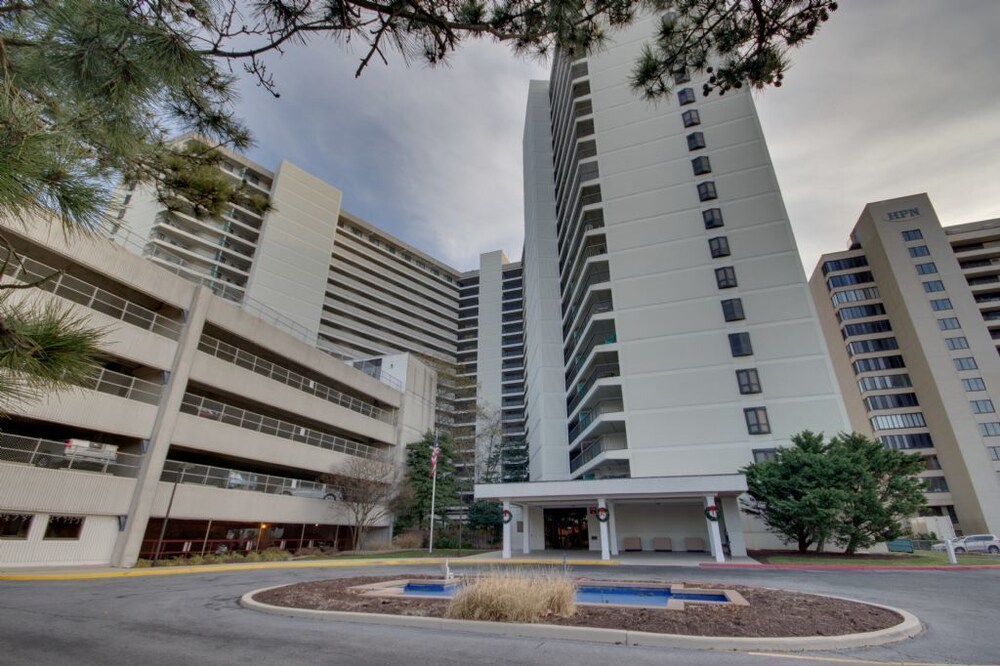 Sea Watch 1318 3 Br Condo In Ocean City Hotel Rates Reviews On Orbitz Sea Watch 1318 3 Br Condo In Ocean City Hotel Rates Reviews On Orbitz