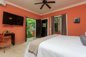 Habitación Colonial. | In-room safe, iron/ironing board, free WiFi, bed sheets