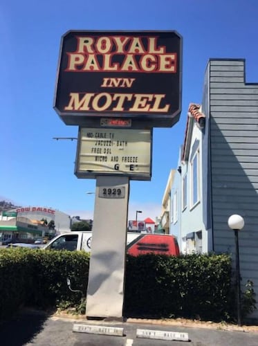 daly city pet friendly hotels