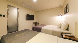 Premium bedding, desk, free WiFi