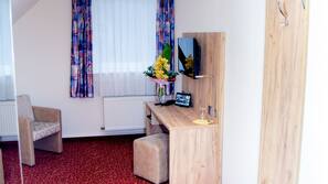 Schreibtisch, kostenloses WLAN
