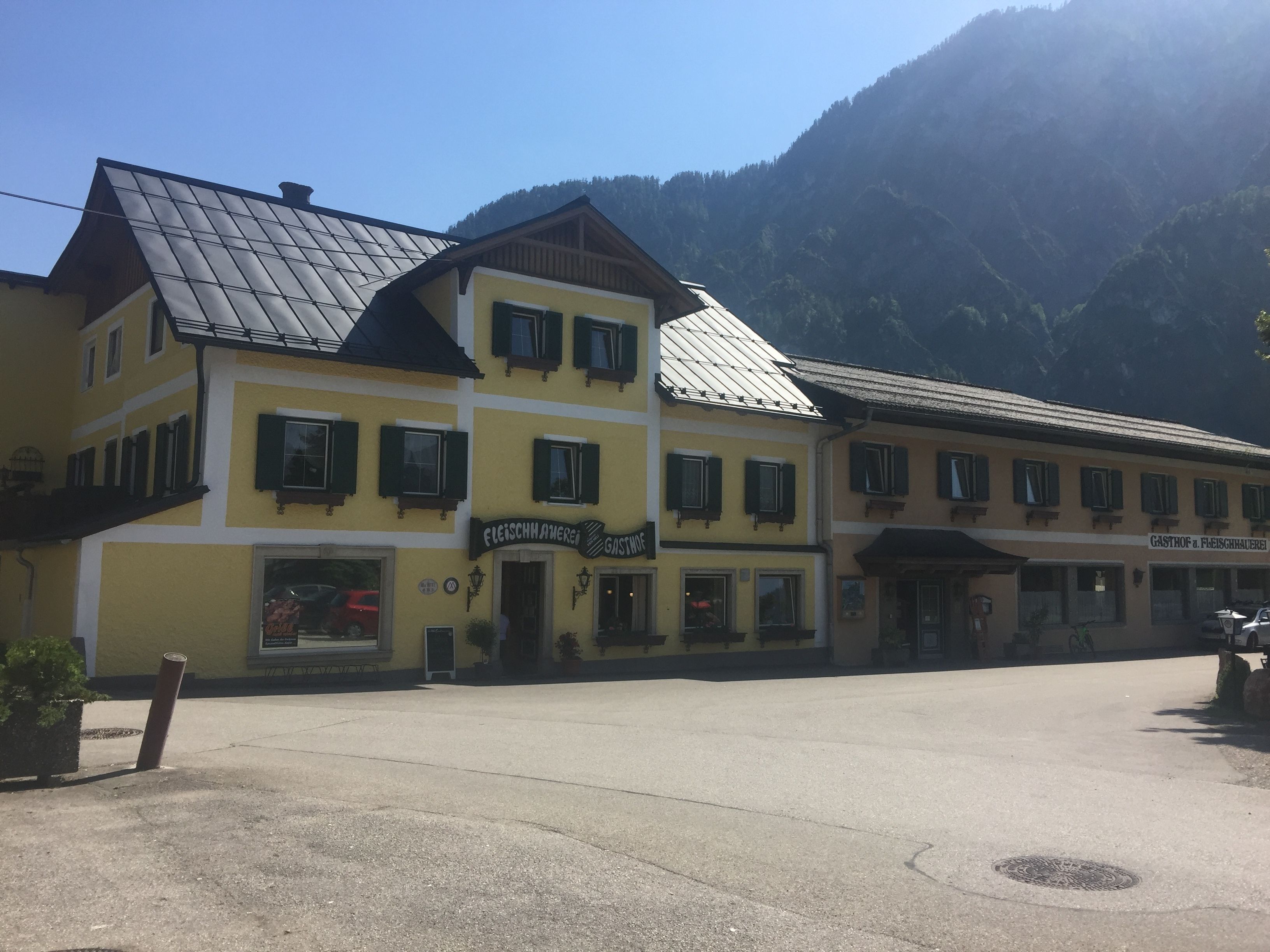 Metzgerwirt VIEH HELI in Bad Goisern, Austria