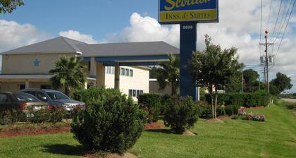 Scottish Inn and Suites