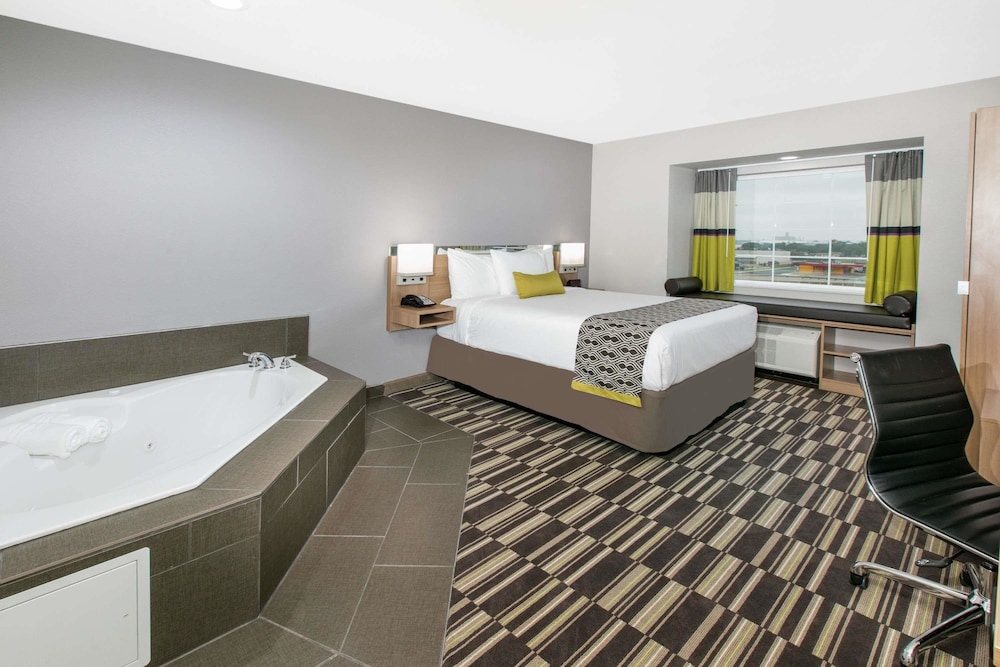 Microtel Inn and Suites by Wyndham Lubbock