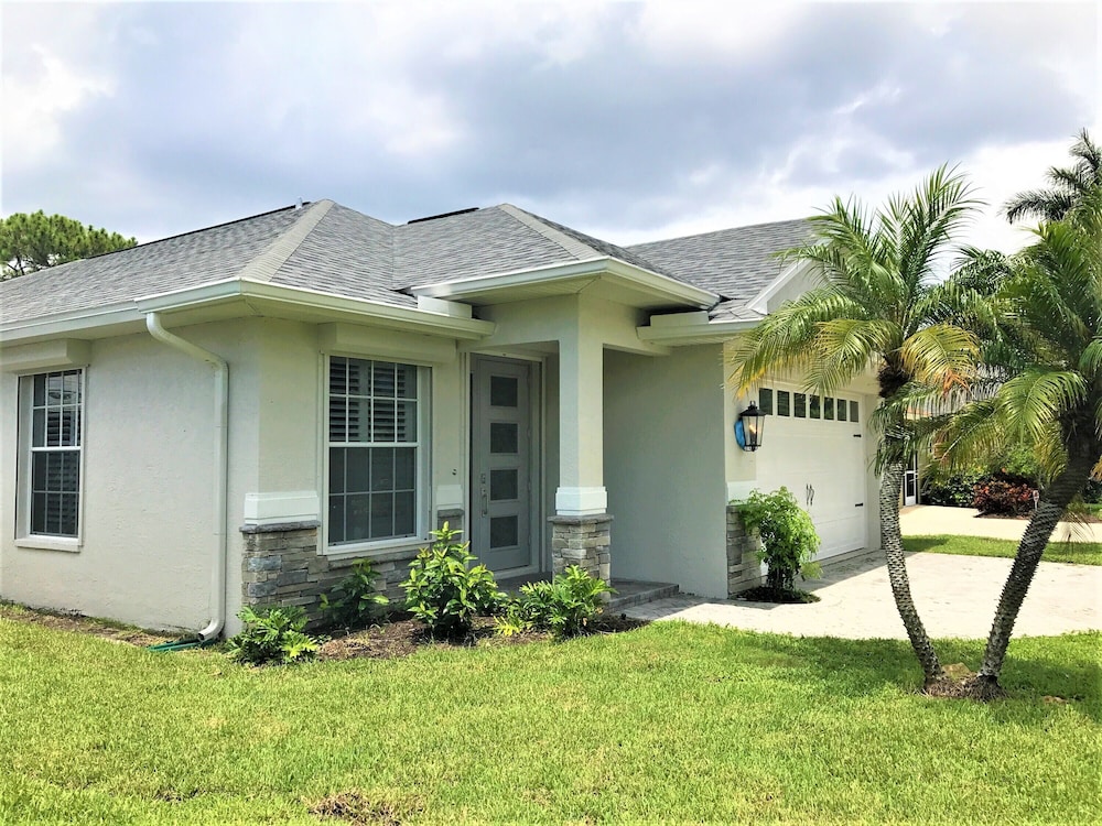 Naples Beach House Pool N Spa Walk Bike To Beaches S Food Bars Featured Image