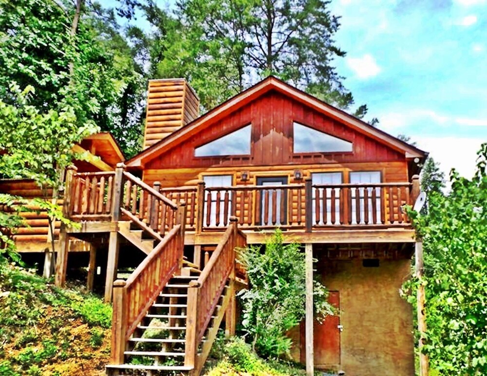 Secluded Cute Smoky Mountain Cabin Gsmnp Gburg Pforge Hot Tub In