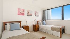 3 bedrooms, iron/ironing board, cots/infant beds, linens