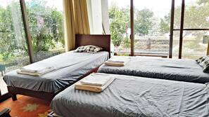 14 bedrooms, in-room safe, free WiFi