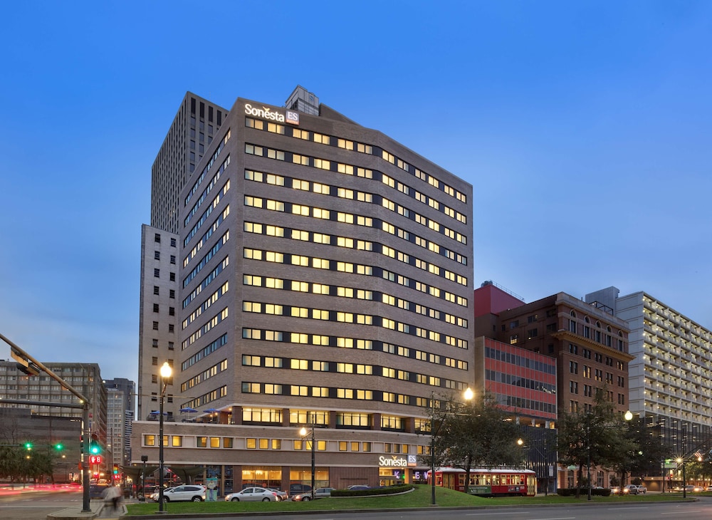 Sonesta ES Suites New Orleans Downtown in New Orleans | Best Rates & Deals  on Orbitz