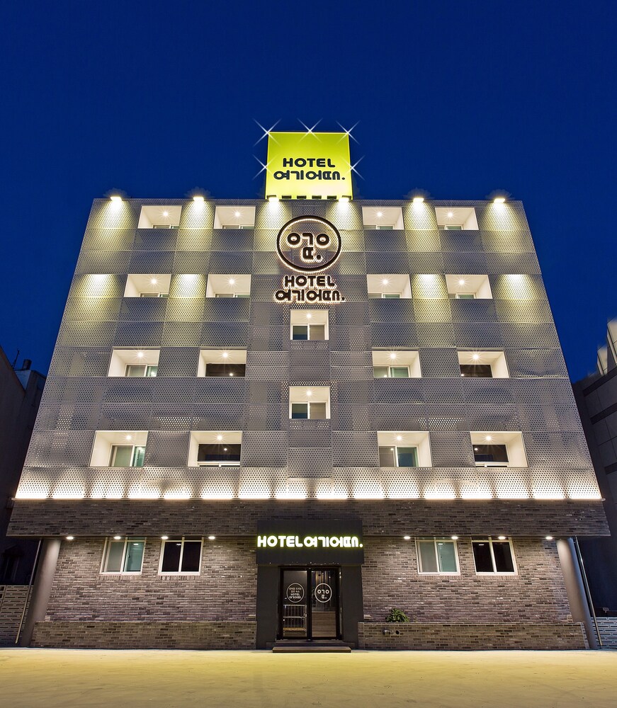 Hotel Yeogiuhtte Gyeongpo In Gangneung South Korea Expedia - 