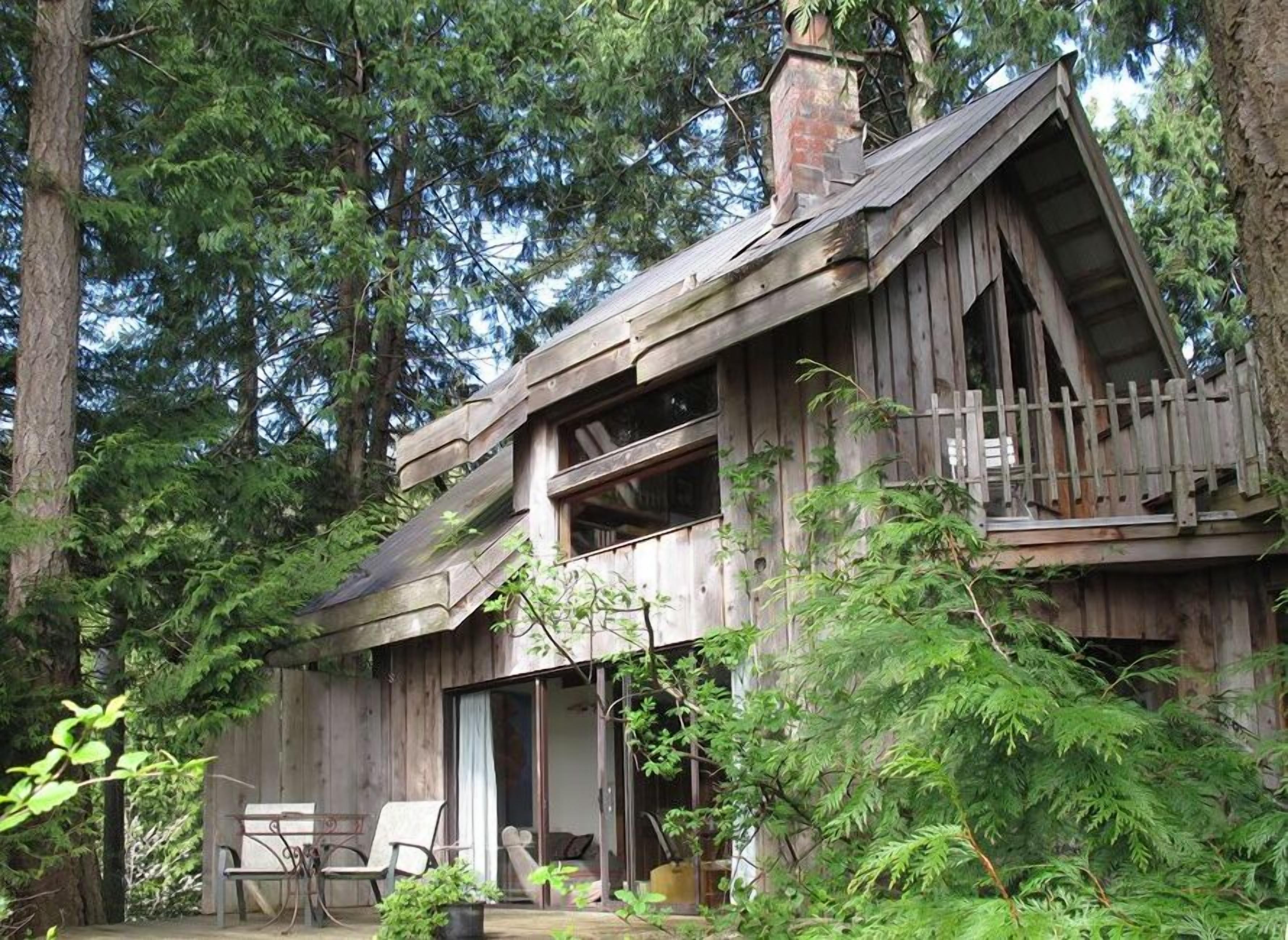 Serenity By The Sea Retreat B B In Galiano Expedia