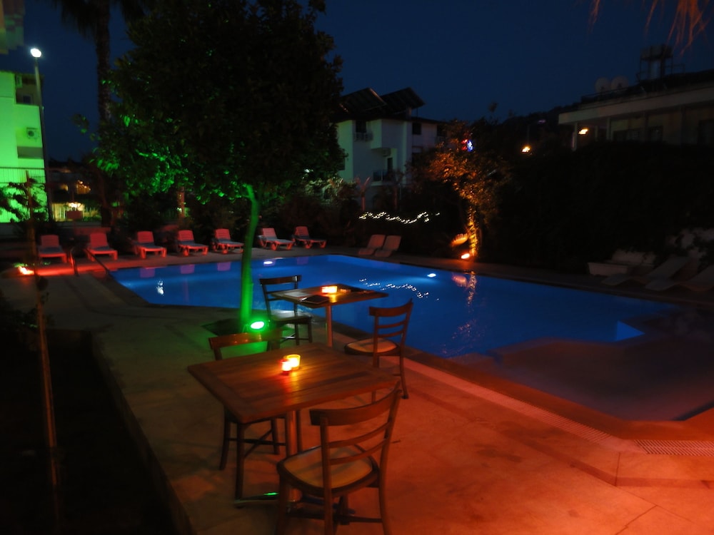 Photo - Tuncer Garden Hotel