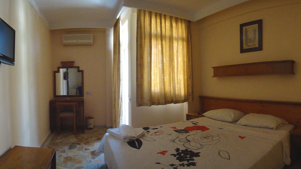 Photo - Tuncer Garden Hotel