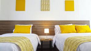 In-room safe, desk, free WiFi