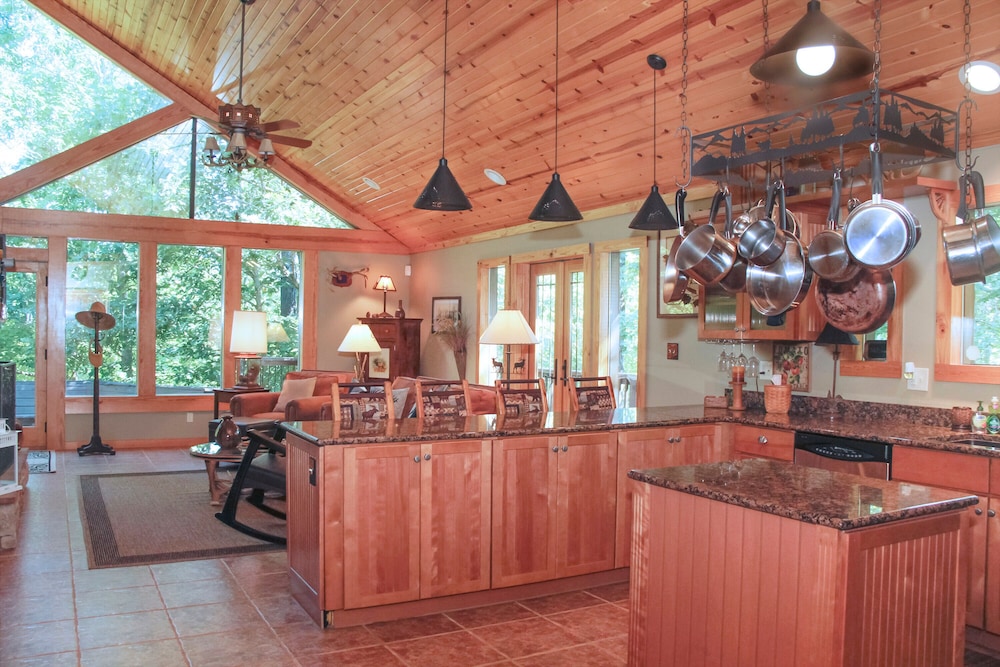 Hedge Rock Norfork Lake Cabin In Mountain Home Hotel Rates