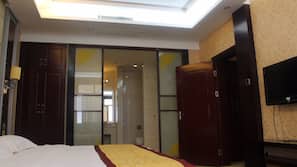 Minibar, in-room safe, desk, blackout drapes