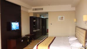 Minibar, in-room safe, desk, blackout drapes